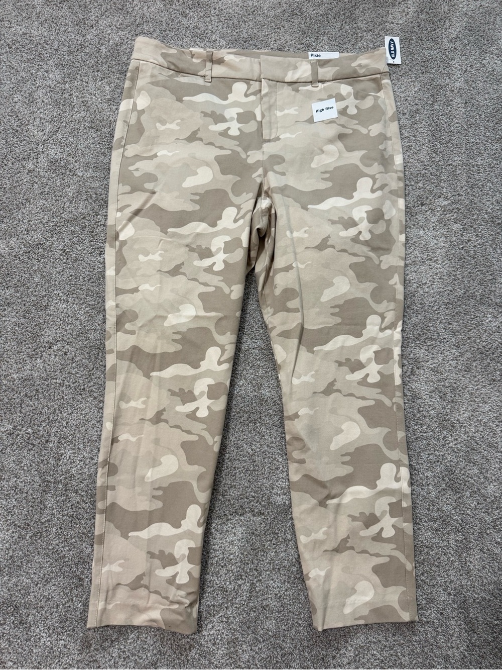 NWT Old Navy Pixie High Rise Beige Camo Ankle Pants Size 14 Stretch